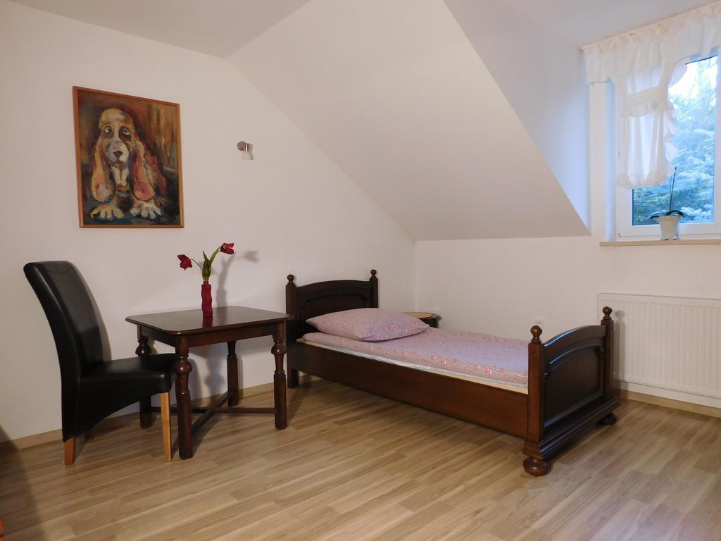 Agroturystyka Pod Czarna Sosna Bialy Lug Exteriör bild